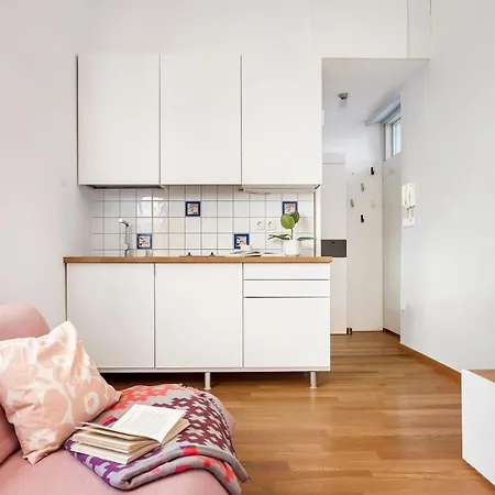 Modern In The Heart Of Old Apartment *