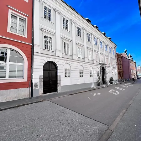 Modern In The Heart Of Old Apartament Lublana