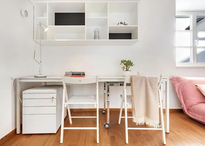 Modern In The Heart Of Old Appartement